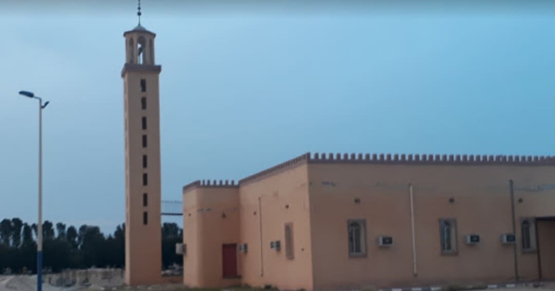 أحد المساجد المعروفة في قرية العليا